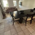 Mykonos 2 Bedroom House With Swimming Pool アパート *