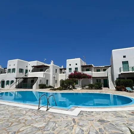 Mykonos 2 Bedroom House With Swimming Pool オルノス